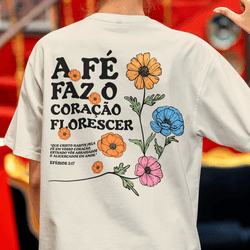 Camiseta Oversized Florescer na Fé - Aurora Clothing