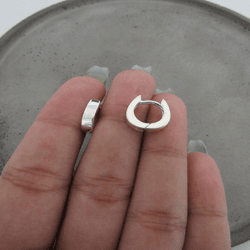 ARGOLINHA PEQUENA COM FIO QUADRADO ELETROFORMAÇÃO ... - PRATAS POMPOSA
