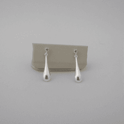 Brinco Pêndulo Zircônia 2mm com Gota Alongada 24mm... - C Martiniano Joias