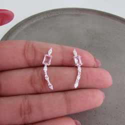 BRINCO EAR CUFF COM 1 ZIRCÔNIA RETANGULAR MÉDIA DE... - C Martiniano Joias