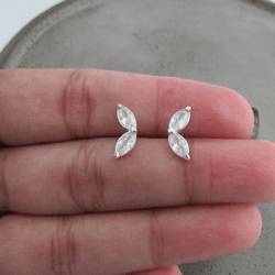 Brinco 2 Zirconia Navete 6mm De Tarraxa - 26283 - C Martiniano Joias