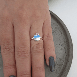 ANEL INFANTIL CUPCAKE RESINADO COR AZUL COM CORAÇÃ... - C Martiniano Joias