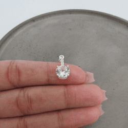 PINGENTE ZIRCÔNIA REDONDA CRISTAL GALERIA COM TRAÇ... - C Martiniano Joias