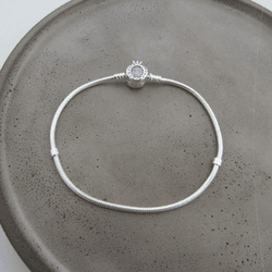 Pulseira Pandora Fio Rigido Fecho Simbolo Pandora ... - C Martiniano Joias