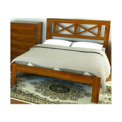 Cama Veranópolis - Madeira Maciça - Móveis de Gram... - Flavio Comercio de Moveis de Gramado Ltda