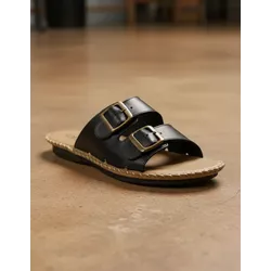 Sandália Birken em Couro Preto - Flor de Couro | Sandálias e Botas Femininas