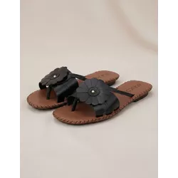 Sandália Rasteira em Couro Preto - Flor de Couro | Sandálias e Botas Femininas