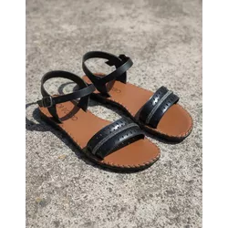 Sandália Rasteira em Couro Preto - Flor de Couro | Sandálias e Botas Femininas