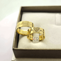 Par de Alianças Trabalhadas 7 mm em Ouro 18K - ALB... - Gerlu Joias