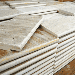 Borda Boleada Pedra São Tomé Mesclada - 57 X 57cm - Plaza Revestimentos 