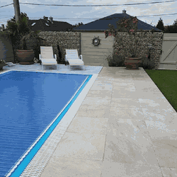  Pedra Para Piscina São Tomé Mesclada - 57 X 57cm - PEDRAS BRASIL