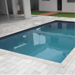 Pedra Para Piscina São Tomé Branca - 23 X 47cm - GLOBAL PEDRAS