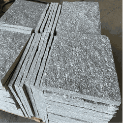 Pedra Miracema Cinza 23 x 47cm - GLOBAL PEDRAS