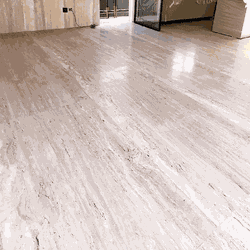 Marmore travertino escovavado resinado - 80x80cm - GLOBAL PEDRAS