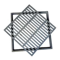 Grelha de Ferro Fundido 60x60 com caixilho - 2643 - Tampão e grelha GK