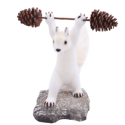 Esquilo Decorativo Fazendo Exercício Com Pinhas Br... - BARBIZAN DECORE