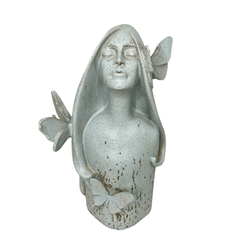 Escultura em Pó de Pedra Cinza Menina com Borbolet... - BARBIZAN DECORE