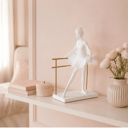 Escultura Bailarina Em Poliresina Branco 19,5cm De... - BARBIZAN DECORE
