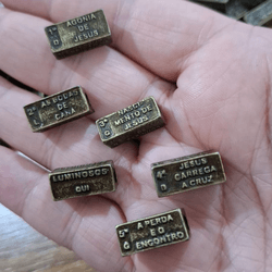 KIT PAI NOSSO MISTERIOS 1313 . - 0013130001 - Metal Light