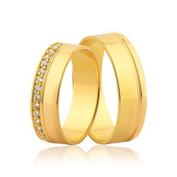Par de Alianças Retas em Ouro 18K com Zircônias - ... - Ouro Vale Joias