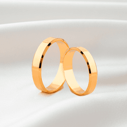 Par de Alianças Chanfradas em Ouro 18K - 3,5mm - O... - Ouro Vale Joias