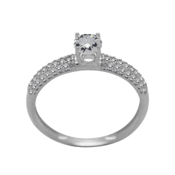 Anel Solitário em Ouro Branco 18K com Zircônias no... - Ouro Vale Joias