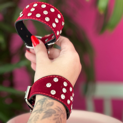 Red Cuff - Algemas Luxo - Quero Vibrar