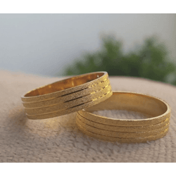 Par de Alianças em ouro 18K - REINOAUI