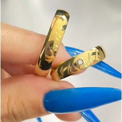 Par de Alianças em ouro 18K - REINOAUI