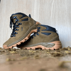 Bota Arizona em Couro Legítimo Reforçado Resistent... - Via Livre Boots