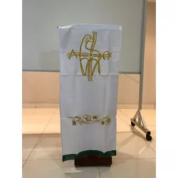 TOALHA DE AMBÃO BORDADA (CORDEIRO) - 3000000028087 - Benedictus Livraria Católica