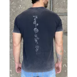 Camiseta Masculina Estonada com Estampa de Rosas n... - BIOTWO