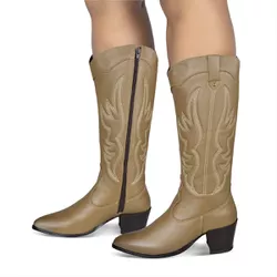 Bota Longa Feminina Western Couro Legítimo Avelã Salto Bloco Texana 8810 - Flor de Couro | Sandálias e Botas Femininas