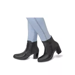 Bota Feminina Cano Curto Couro Legítimo Preto Salto Bloco - Flor de Couro | Sandálias e Botas Femininas