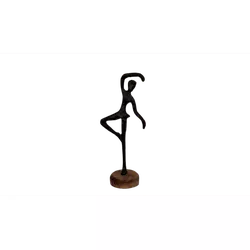 ESCULTURA BAILARINA PRETO DE ALUMÍNIO - FLUZÃO CONSTRUÇÃO