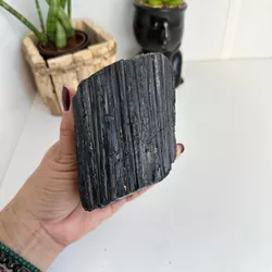 TURMALINA NEGRA 902G 10CM - PEÇA ÚNICA - Ktw Cristais