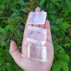 PEDRA CALCITA ÓTICA 60 A 80 GR - CLAREZA E COMPREENSÃO - Ktw Cristais
