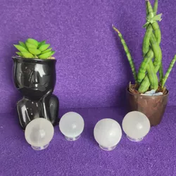 ESFERA PEDRA SELENITA - LIMPEZA E PURIFICAÇÃO - Ktw Cristais