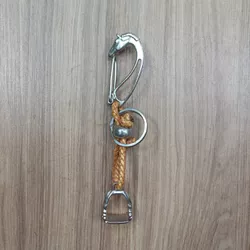 Porta Celular em Couro Entalhado 