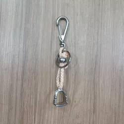 Porta Celular em Couro Entalhado 