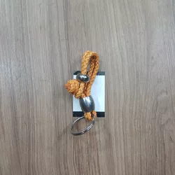 Porta Celular em Couro Entalhado 