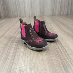 Botina Infantil Zboots Em Couro Nobuck Café/Rosa 8... - LETÍCIA COUNTRY IMPORT'S