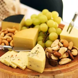 Kit de Queijos Parmesão Região da Serra da Canastr... - Vim da Canastra