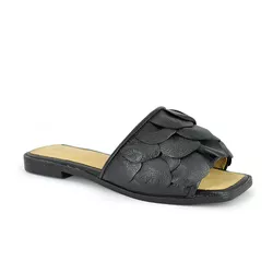 Sandália Feminina Rasteira Pétalas Couro Preto - 3... - SERRA BELLA CALCADOS