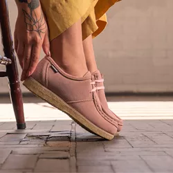 Sapato London Feminino em couro rosa bebê e solado... - DALESHOES
