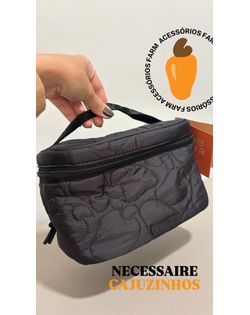 Necessaire Me Leva Preta Cajuzinhos Farm - 49903 - Closet