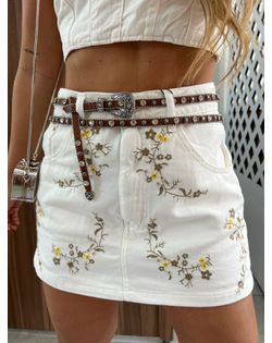 Short Saia Off Bordado Floral Alcance - 85877 - Closet