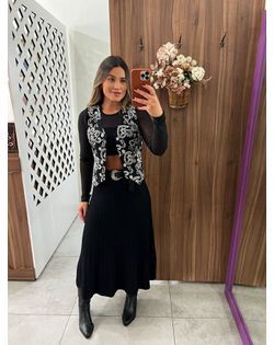 Saia Modal Evasê Preta Canelada - 2565658 - Closet
