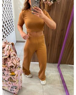 Calça Reta Comfort Caramelo Colcci - 632665496 - Closet
