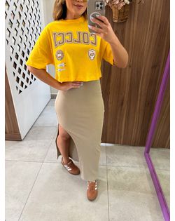Saia Midi Canelada Com Fenda Lateral Bege Colcci -... - Closet